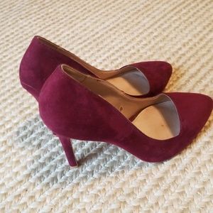 F21 red pointed toe heels